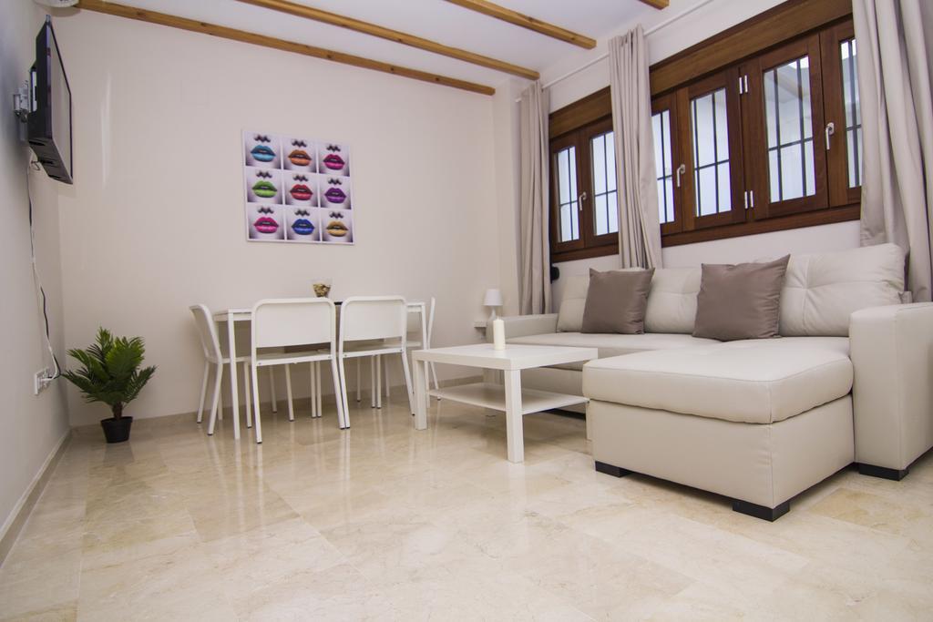 אל פוארטו דה סנטה מריה Apartamentos Centro Puerto De Santa Maria חדר תמונה