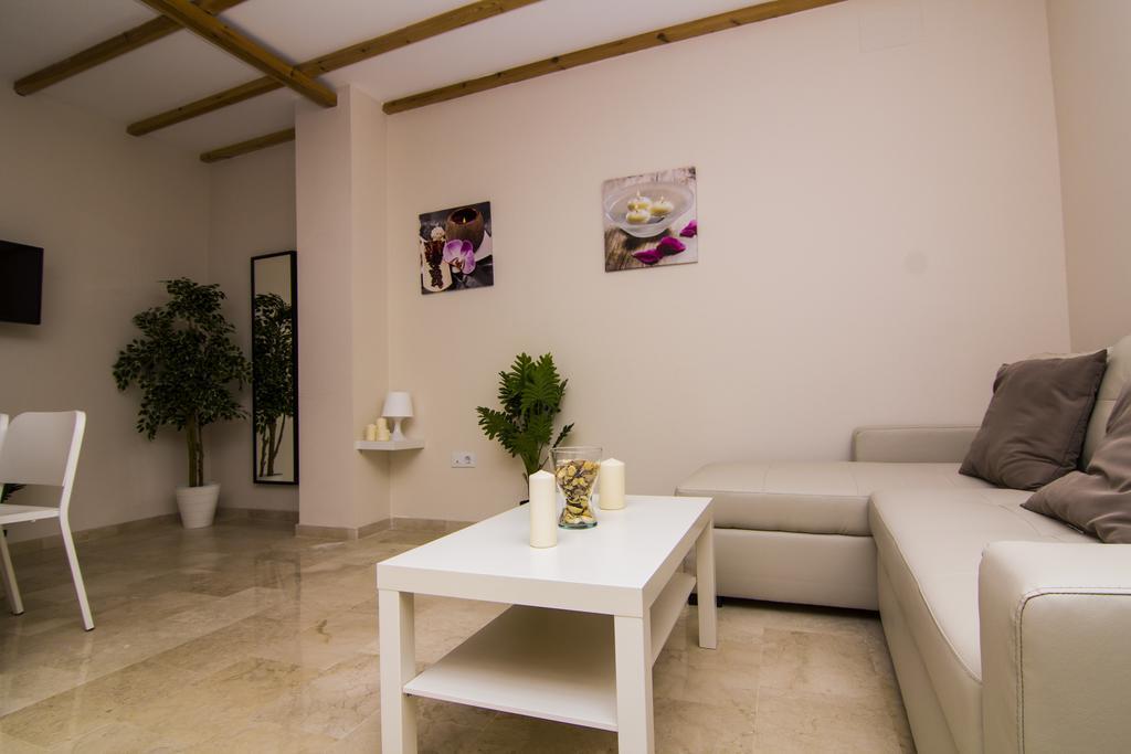 אל פוארטו דה סנטה מריה Apartamentos Centro Puerto De Santa Maria מראה חיצוני תמונה