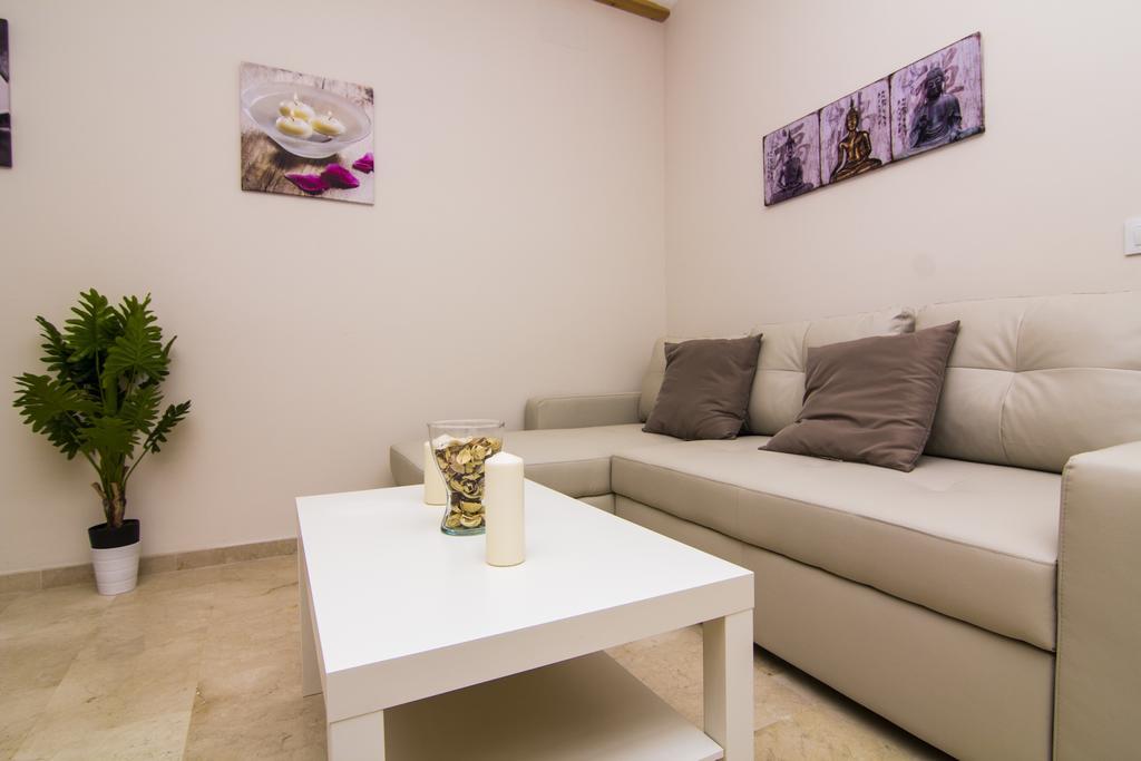 אל פוארטו דה סנטה מריה Apartamentos Centro Puerto De Santa Maria מראה חיצוני תמונה