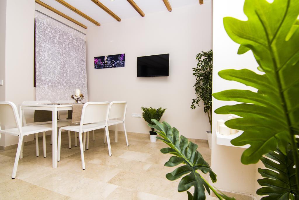אל פוארטו דה סנטה מריה Apartamentos Centro Puerto De Santa Maria מראה חיצוני תמונה